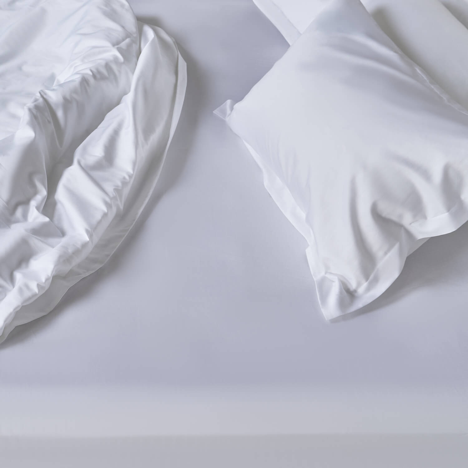 Простыня из мако сатина Ouverture