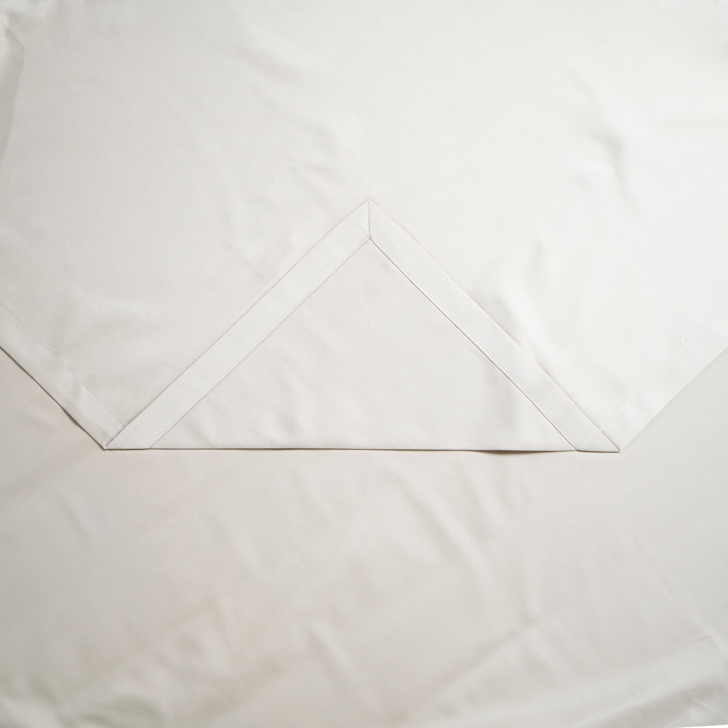 Простыня из мако сатина Cathedral